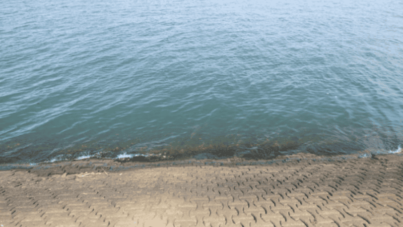 El fenómeno se observó sobre la costanera del río Paraná en Posadas.