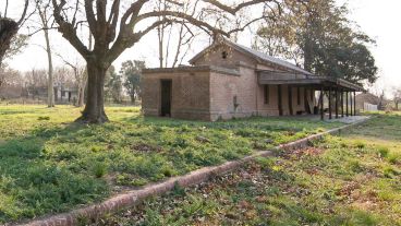 La estación de tren abandona en Berretta, departamento Iriondo.