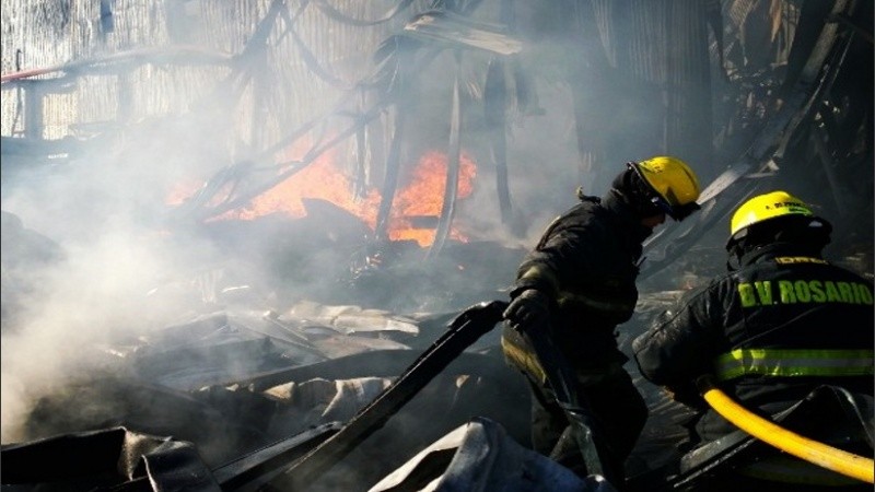 Los Bomberos Voluntarios intervienen en distintos tipo de catástrofes. 