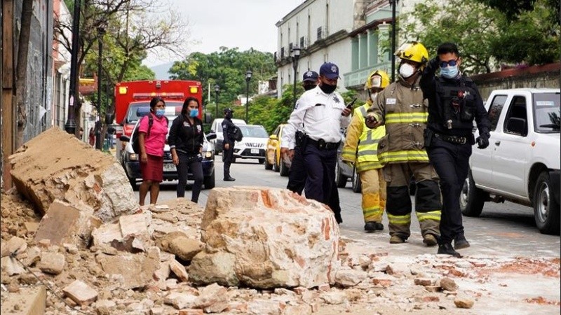 Un derrumbe tras el sismo en el sur de México.