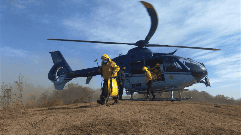 El operativo contra los incendios en la Región Metropolitana de Santa Fe.