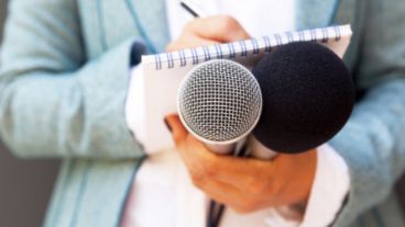 La iniciativa apunta a fomentar el incremento progresivo de la presencia de mujeres e identidades diversas en los equipos de trabajo de los medios de comunicación.