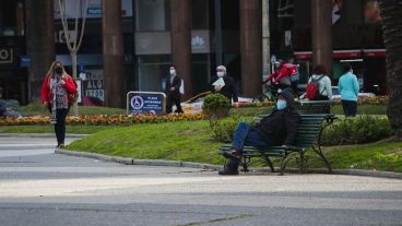 Una plaza en Montevideo, donde se están registrando más casos.