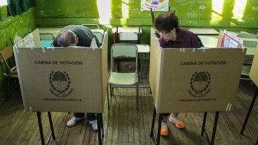 Las elecciones santafesinas serán simultáneas a las nacionales.