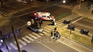 El siniestro vial fue fotografiado por vecinos  a minutos de haberse producido