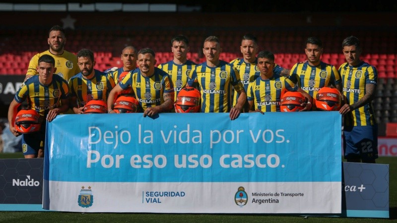 Los titulares que paró el Kily González en el Coloso del Parque.