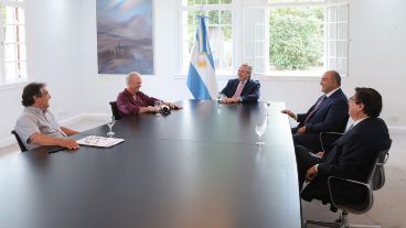 La reunión en la que el presidente definió el pago del bono de fin de año