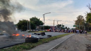 El domingo familiares y vecinos de la víctima reclamaron justicia sobre la ruta.