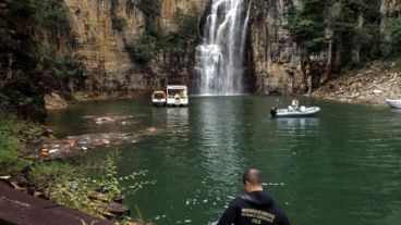 Las causas del derrumbe todavía están siendo investigadas, pero las intensas lluvias que han caído los últimos días en el sudeste de Brasil favorecieron el desprendimiento, según los bomberos