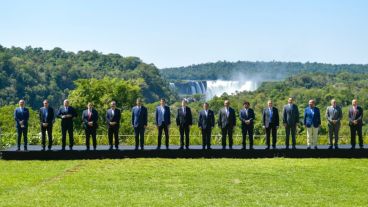 Gobernadores del norte en la reunión de Misiones.