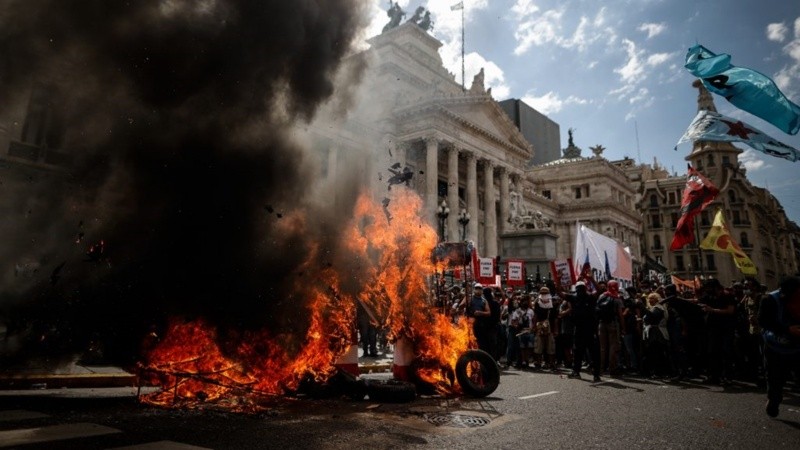 La manifestación frente al Congreso de la semana pasada.