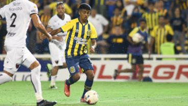 Pupi Ferreyra volvió a la titularidad y marcó su primer gol en el torneo.