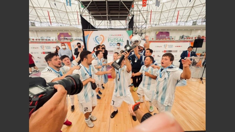 La Copa Mundial de Futsal Down se desarrolló del 1 al 10 de abril en el Velódromo de Lima, en Perú, el cual había sido sede de los Juegos Panamericanos del 2019.