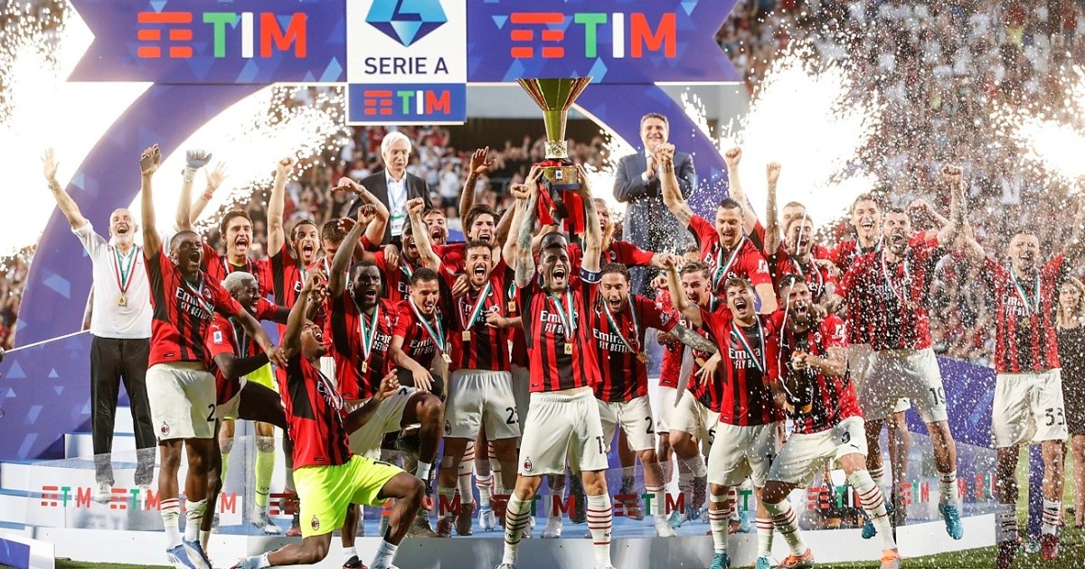 Milan Se Coronó Campeón De Italia Tras 11 Años Y Con Una Goleada | Rosario3