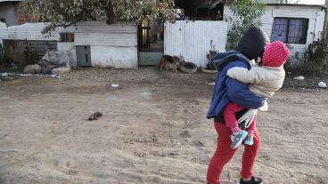 Juan Carlos contó que su hijo herido jugaba con el perro cuando ocurrió el ataque.