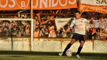 El jugador surgió de las inferiores de Almirante Brown.