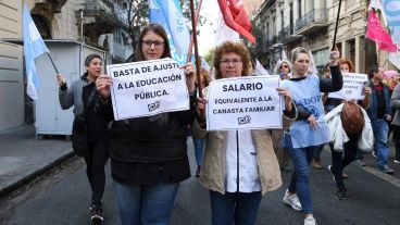 Además del paro, los docentes se movilizarán el miércoles en la capital provincial.