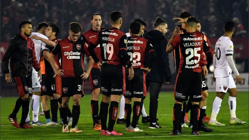 Las lesiones musculares y mecánicas persiguen a Newell's desde junio, cuando empezó la Liga en curso.