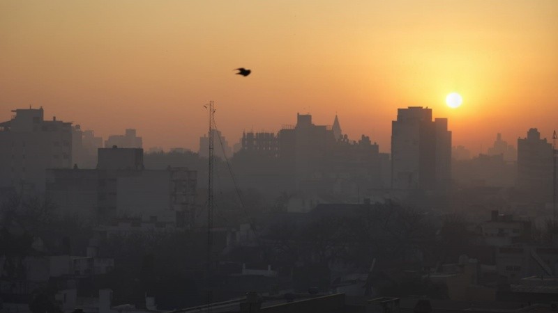 Así amaneció Rosario este lunes. 