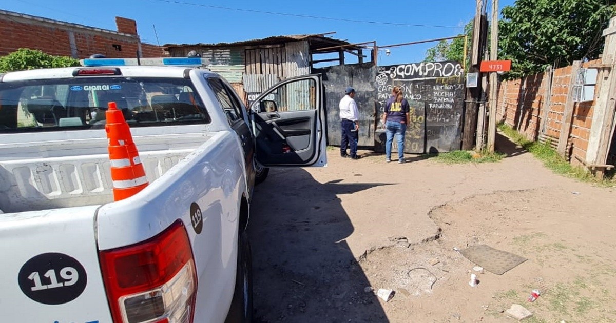 Allanaron Y Clausuraron Un Desarmadero De Autos De La Zona Sudoeste Rosario3 1994