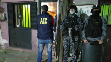 Los operativos de la AIC que culminaron con la detención de las mujeres que juntaban el dinero.