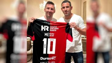 Lionel Messi y Maxi Rodríguez: "Puro orgullo leproso".