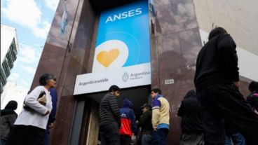 Anses señaló que esta abierta la inscripción para la primera convocatoria del año a las becas Progresar hasta el 16 de abril.