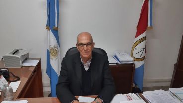 Debloc asumió como ministro de Educación a ocho meses de finalizar el gobierno de Perotti.