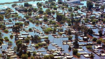 Otra icónica imagen de la inundación de 2003.