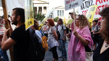 En el centro de Atenas se produjeron algunos incidentes con la Policía.