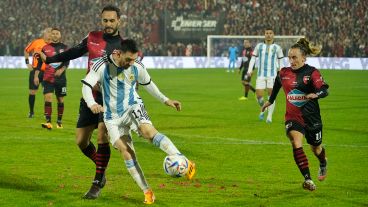 Inolvidable homenaje a Maxi Rodríguez en el Coloso