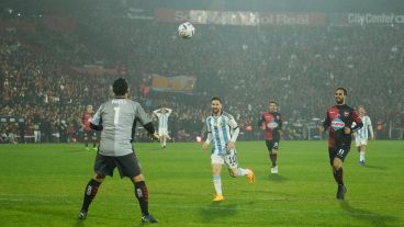 Inolvidable homenaje a Maxi Rodríguez en el Coloso