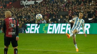 Inolvidable homenaje a Maxi Rodríguez en el Coloso