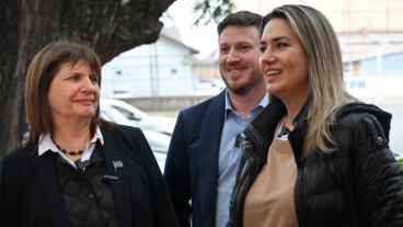 Las precandidatas en Rosario este lunes.