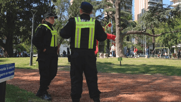 Los vecinos le habían pedido a Brilloni más presencia policial en barrio Luis Agote.