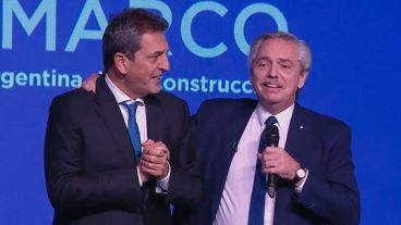 Massa y el presidente en el acto en la Rural de Buenos Aires.