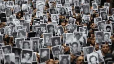 El 18 de julio se cumplen 29 años del atentado terrorista perpetrado a la Asociación Mutual Israelita Argentina en Buenos Aires. El ataque provocó la muerte de 85 personas y dejó más de 300 heridos.