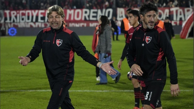 Heinze le recriminó al árbitro Rey Hilfer la decisión de anular el gol de Recalde.