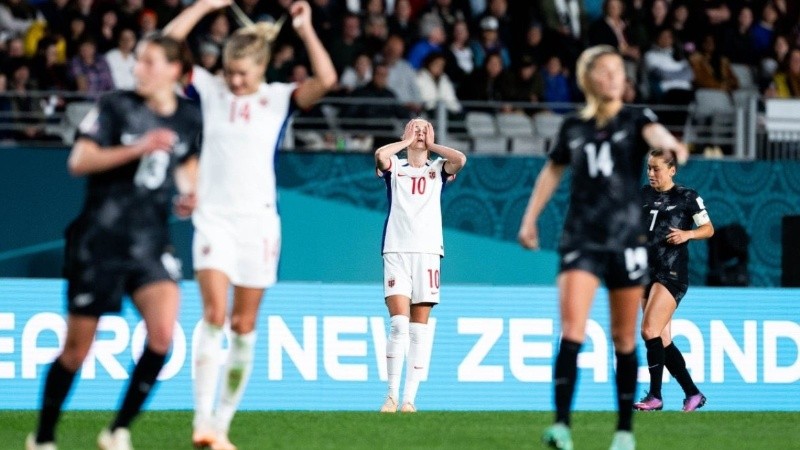 El encuentro se disputó en el Eden Park con entradas agotadas.