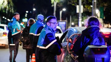 Los controles en Pellegrini y Balcarce este jueves.