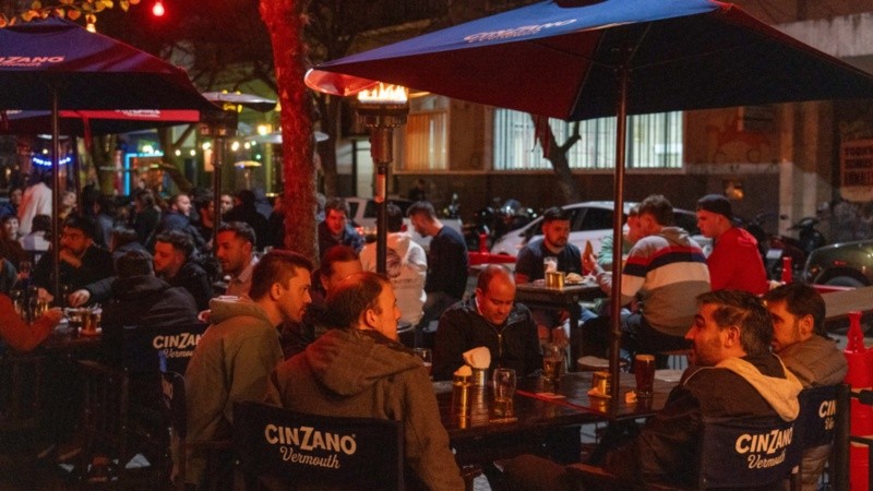 Festejos por la amistad en Rosario.