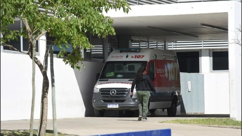 La nena fue derivada del Hospital Iturraspe al Dr. Orlando Alassia y permanece interada en cuidados intensivos.