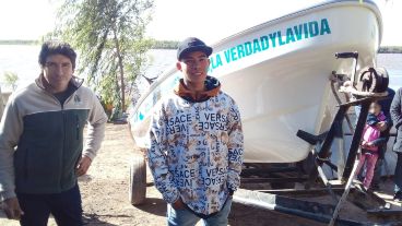 Pablo Agustín Rodríguez, el chico desaparecido de 17 años, y su padre.