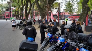 El operativo de seguridad en las inmediaciones del Coloso.