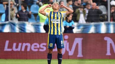 Cervera metió el primer gol canalla, su primer grito en el club.