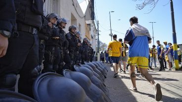 Abrieron las puertas del Estadio Gigante de Arroyito en el norte rosarino, y así se vivía la previa al clásico 