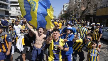 Abrieron las puertas del Estadio Gigante de Arroyito en el norte rosarino, y así se vivía la previa al clásico 