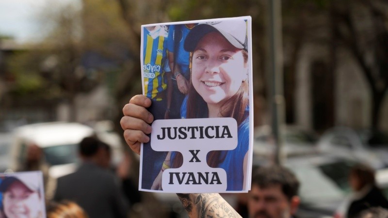 La familia de Ivana reclama justicia.