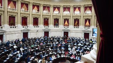 La sesión de Diputados comenzó el martes por la tarde y terminó en la madrugada del miércoles.