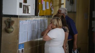 Al consultar el padrón se puede ir agilizando el trámite de votación.